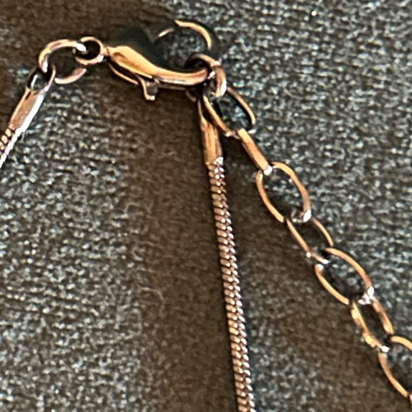 🎅🏻 CHRISTMAS VINTAGE LOVER MODERNIST CHUNKY LUCITE/ENAMEL 19” GUNMETAL NECKLACE - Picture 7 of 11